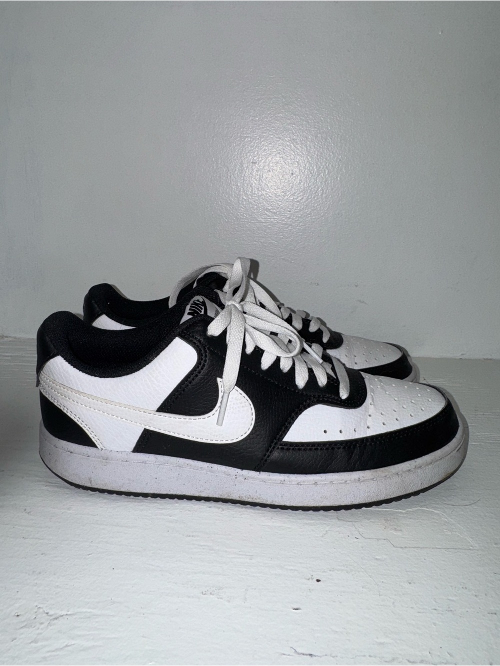 Nike Court Vision Low Black White Sneakers Women’s Size 9 Casual